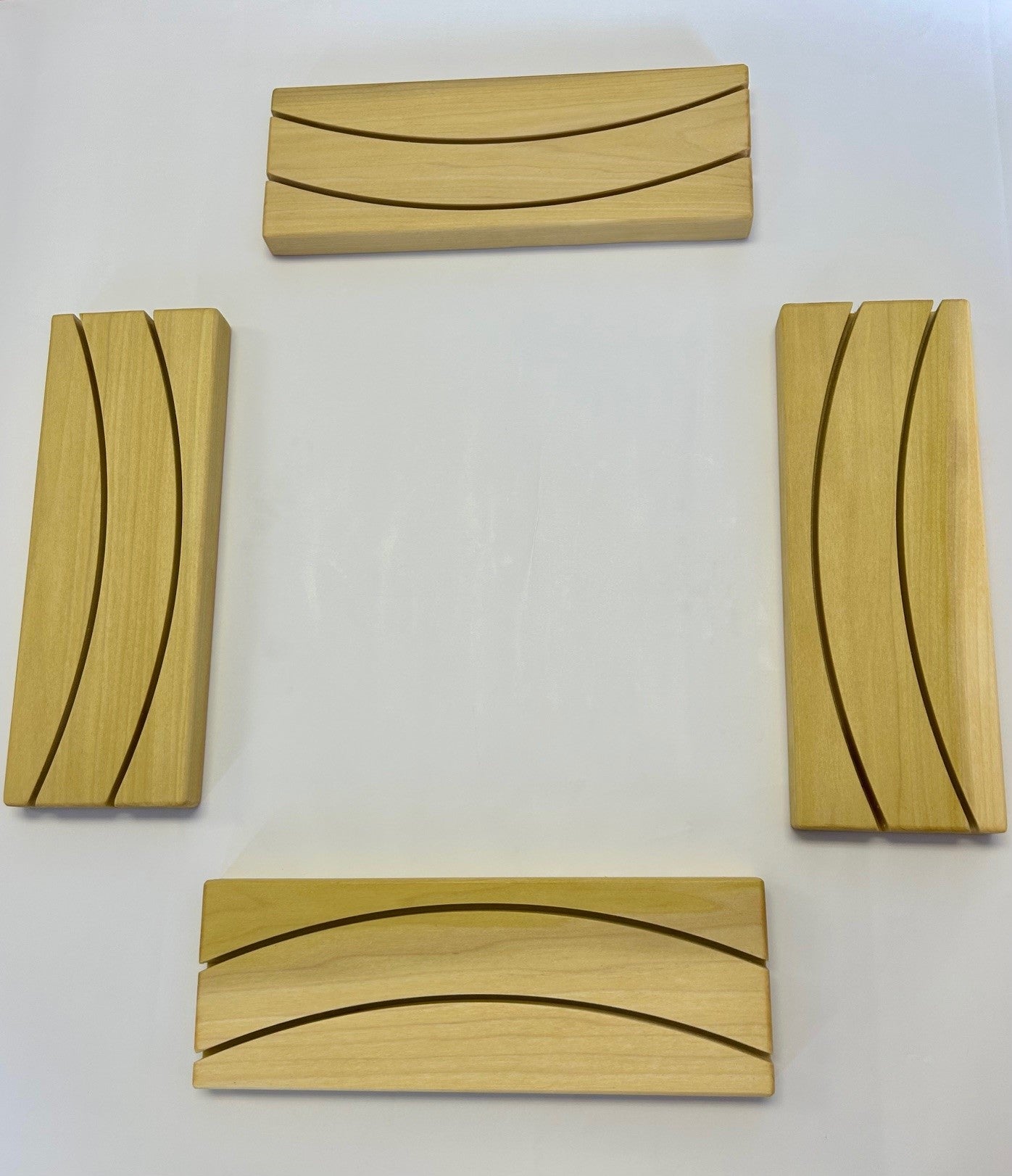 Porte-Cartes à Jouer, Courbé