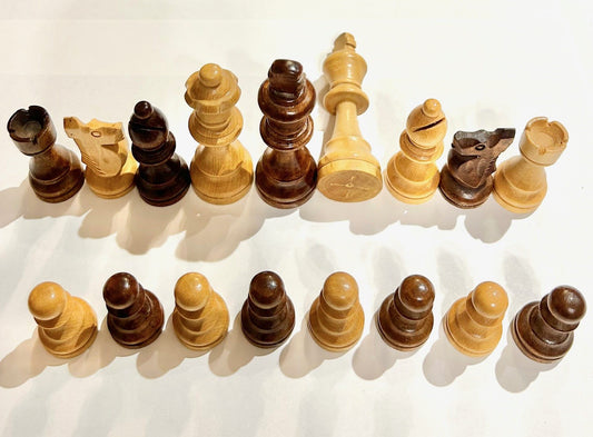 Pièces d’Échecs en Bois, Petites, Roi 3.125".